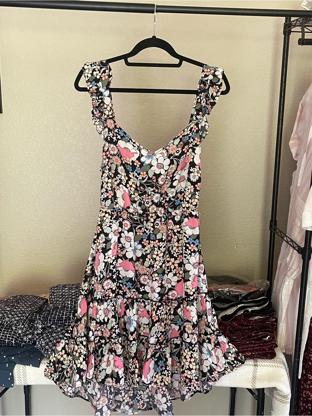 Floral Ruffle Strap Sundress in Black and Pink